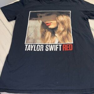 Taylor Swift Red Album Tee- size small